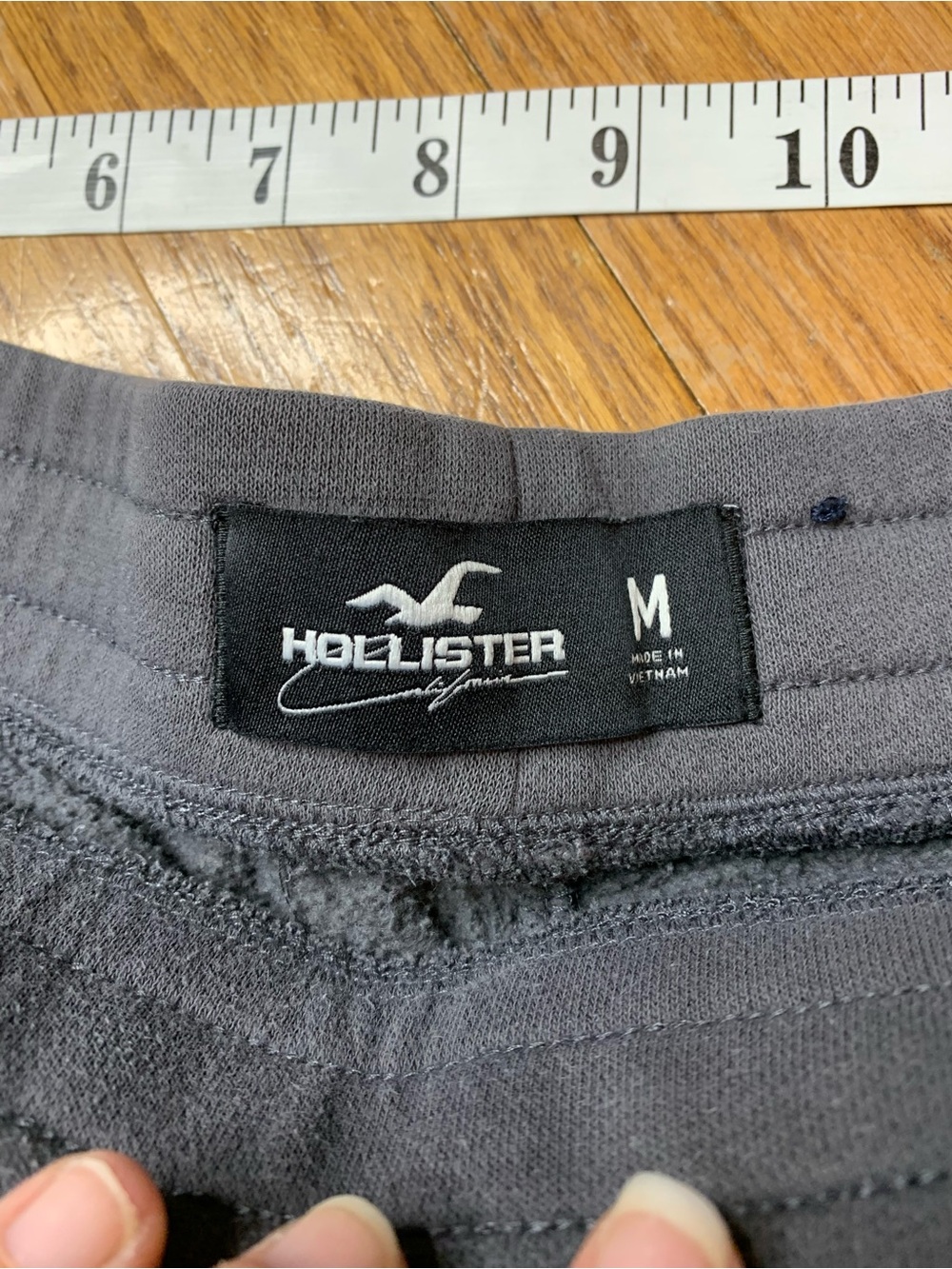 Hollister Grey Fleece Logo Tape Joggers Sweatpants Medium - Picture 2 of 8